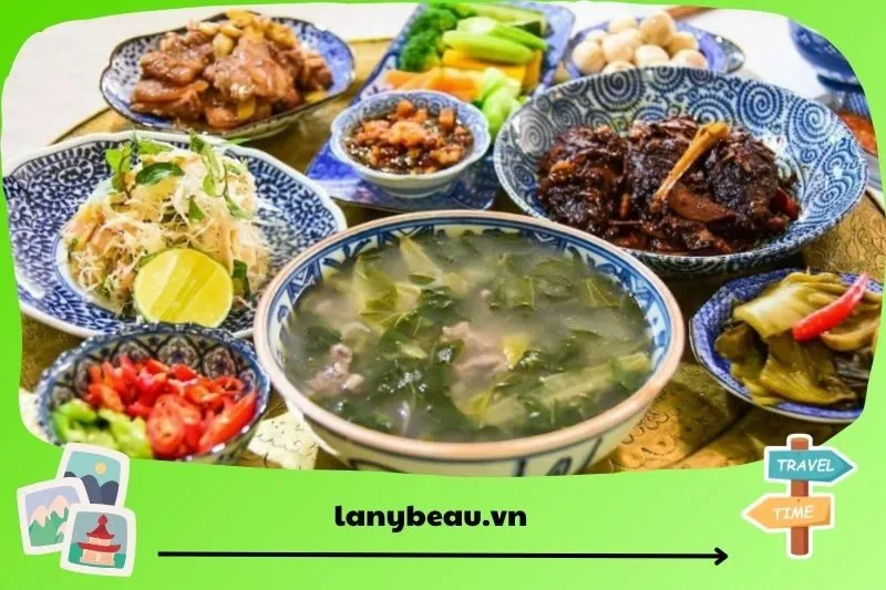 Cơm Niêu Hội An