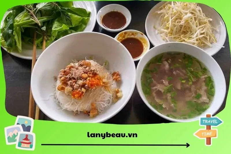 Phở khô Gia Lai